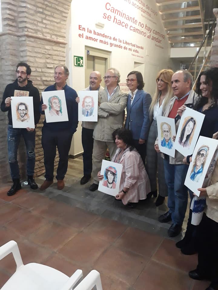 46520546_2405642656132502_2854311380884914176_n